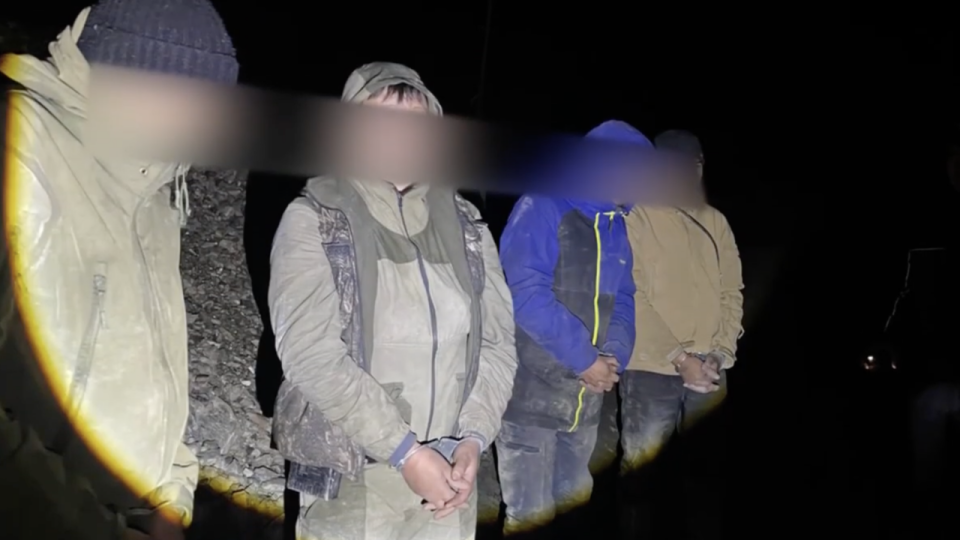 Чёрных старателей задержали при попытке хищения золотосодержащей руды в Абайской области