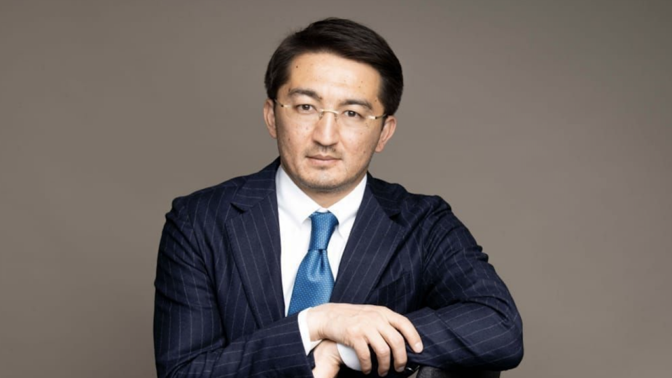 Утечки данных и вклады в криптовалюту: новый глава Минцифры дал советы казахстанцам