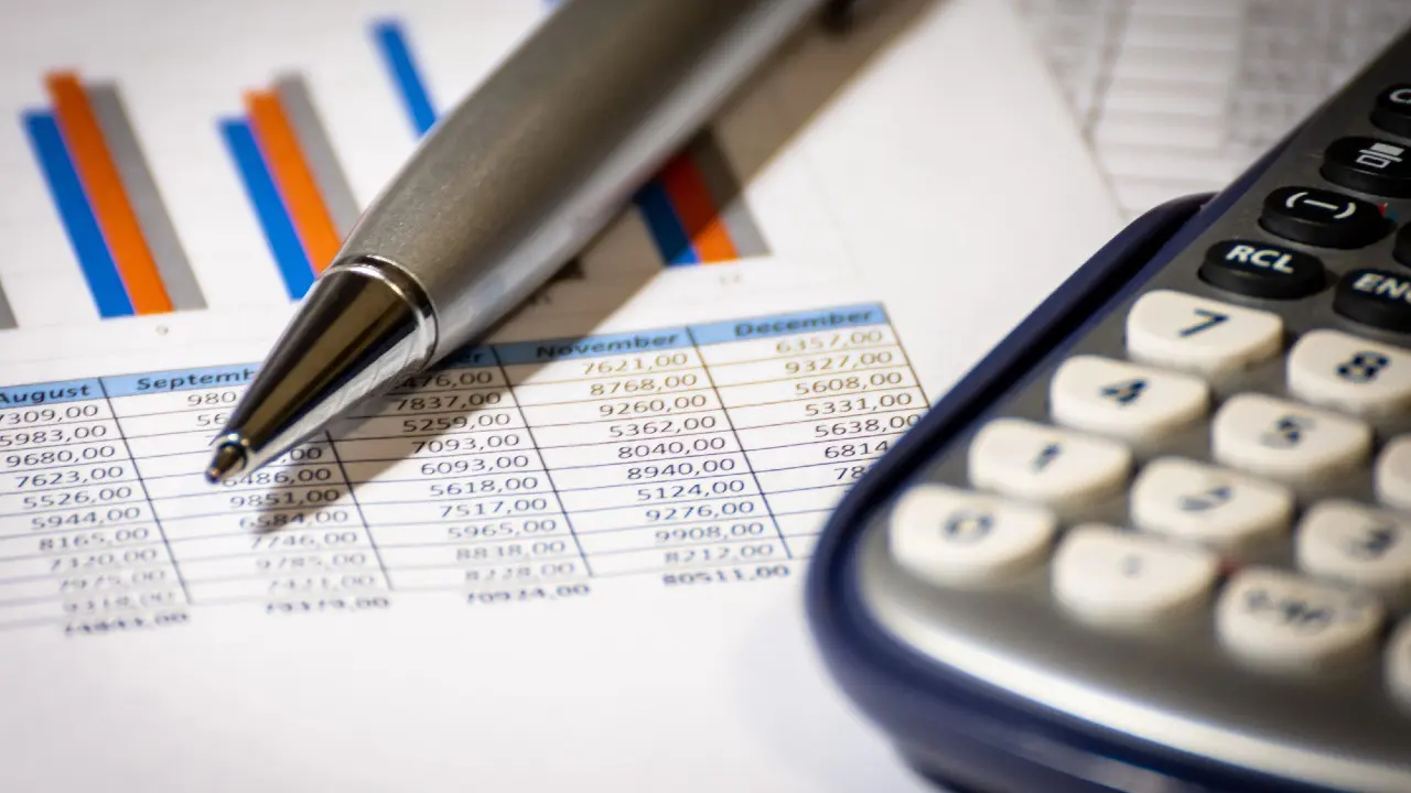 Для бизнесменов Шымкента снизили налог по упрощёнке до 2%