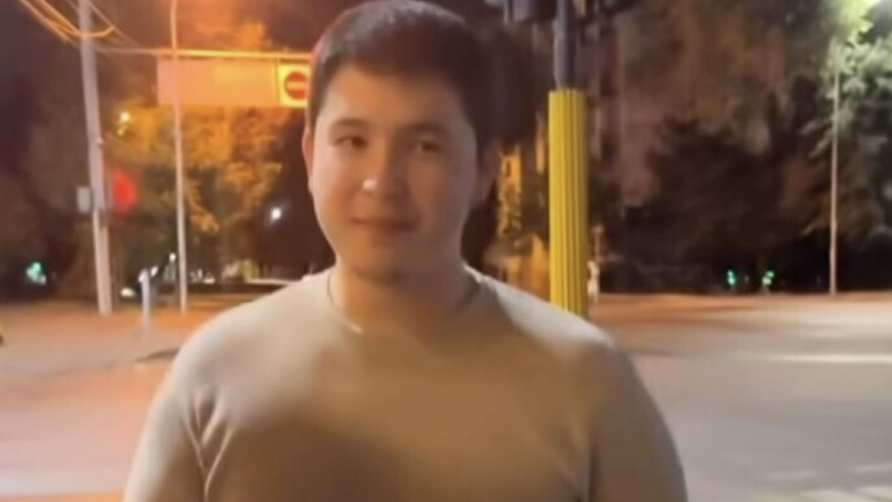 кадр из видео