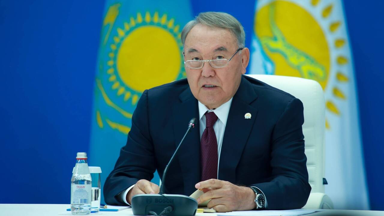 Для полной отмены закона о Елбасы нужно скорректировать ещё 20 нормативных актов