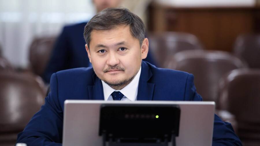 "Это был старый Саясат". Министр науки – о своей открытости и шутке про депзапросы