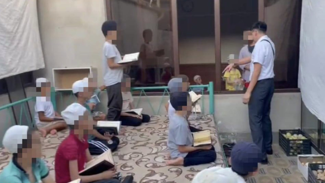 Житель Туркестана проводил дома незаконные религиозные занятия для детей за 100 тысяч тенге