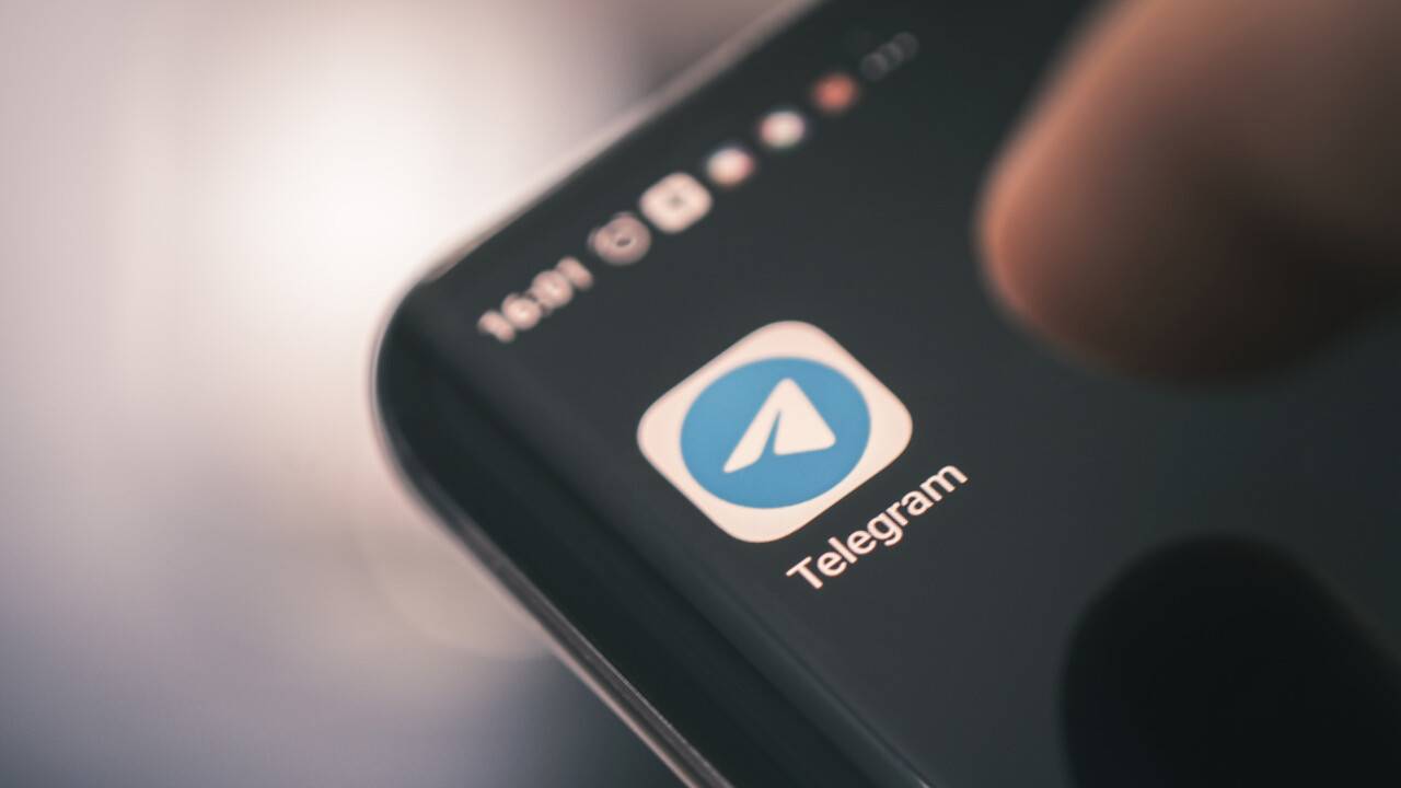 Угрозы нападения на школы в Актобе: авторы Telegram-каналов могут быть  связаны с мошенниками | informburo.kz