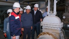 Аким Алматы посетил котельную в Бостандыкском районе и потребовал завершить работы в срок