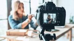 Частных судоисполнителей обяжут фиксировать работу на видео