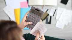 В РК введут запрет на получение кредита без согласия супруга. Чем инициатива полезна казахстанцам
