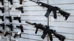 Во время беспорядков похитили около 1600 единиц оружия, в рейдах полиция изъяла 252