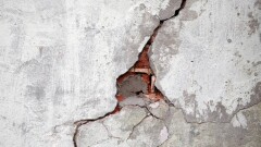 Куда обращаться алматинцам, если в домах появились трещины после землетрясения