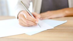 В Лисаковске чиновника, нарушившего права бизнесмена, привлекли к ответственности