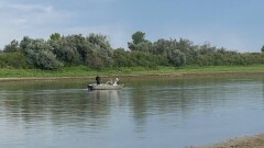 В Атырауской области продолжают искать тело утонувшего акима