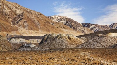 Дорогу на Иссык-Куль очистили после схода селя, движение восстановили