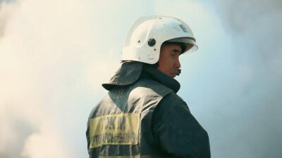 Зарплаты пожарных планируют приравнять к окладам сотрудников полиции и КНБ
