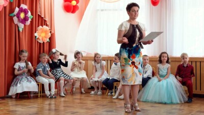 В Алматы и Нур-Султане родителям разрешили посещать детские утренники