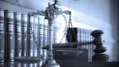 Госдума РФ приняла законы, позволяющие игнорировать решения ЕСПЧ