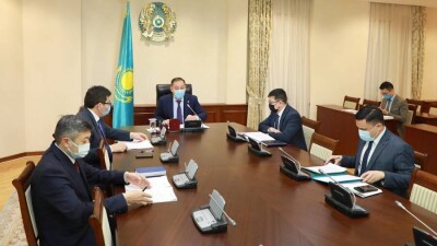 "Не допускать без одобрения". Тугжанов раскритиковал театральные постановки за искажение истории