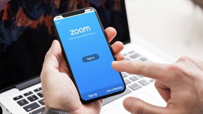 Акции компании Zoom упали на 10%