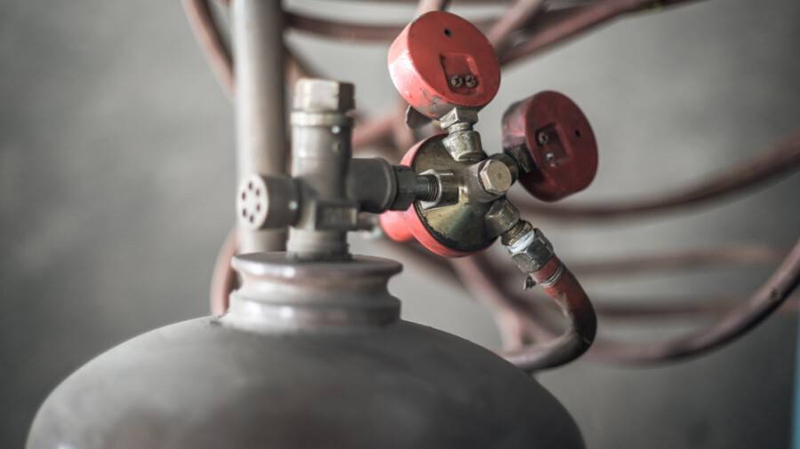 Глава МЧС о взрывах газовых баллонов: Пока люди сами не начнут думать, никакие инспекции не помогут