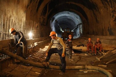 Троих горняков, пострадавших при ЧП на шахте "Абайская", выписали из больницы