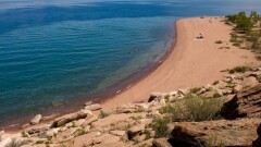 Где дёшево отдохнуть за границей на майские праздники