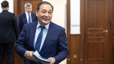 Вакцинация, пенсионный возраст, новый школьный предмет. Чем ещё запомнился Ералы Тугжанов на посту вице-премьера