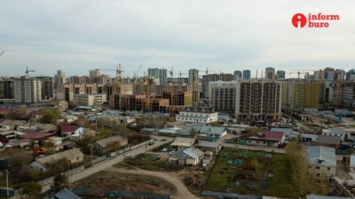 Школы и скверы построят вместо "человейников". Фоторепортаж со стройплощадок Нур-Султана