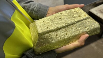 Годовщина первого слитка RG Gold