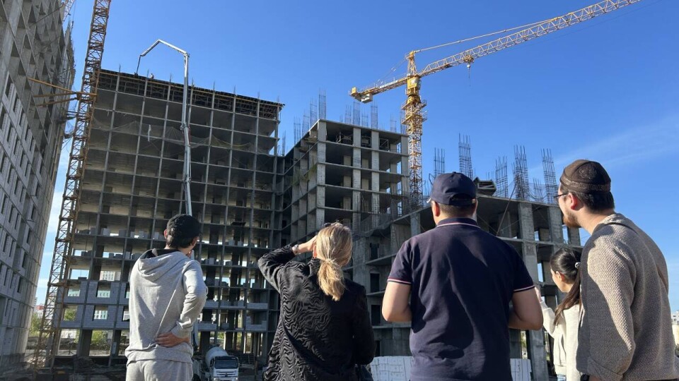 Дольщики ЖК "Ayana Plaza" в Астане наблюдают за ходом строительства / Фото Informburo.kz