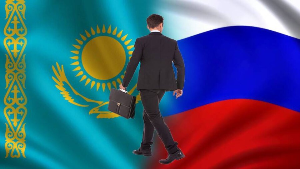Коллаж Informburo.kz