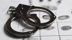 В Казахстан экстрадировали подозреваемого в убийстве, который уехал в другую страну и совершил грабёж