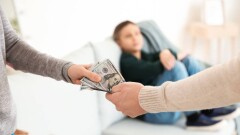 Тюремные сроки получили четверо неплательщиков алиментов в Казахстане с начала года