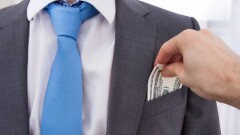 Брал ли казахстанец взятки, можно будет узнать через eGov