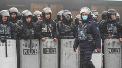 За пытки во время январских беспорядков 2022 года в Алматы осудили троих полицейских