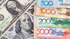 Поддержка тенге снизится: в июне из Нацфонда продадут в два раза меньше валюты, чем в мае