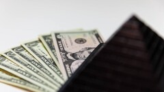 Главу костанайской финпирамиды простили: она вернула вкладчикам 36,5 млн тенге