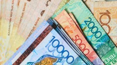 Пенсионерке вернули 5,5 млн тенге, которые она отдала мошенникам через подростка-курьера