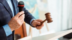 Здание в Алматы и три помещения в Астане, возвращённые государству, продали на аукционе