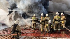 Пожар в районе барахолки Алматы ликвидировали