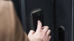 Полицейские предупредили казахстанцев о мошеннической схеме с заменой домофона