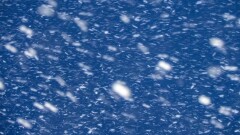 Из-за снежной бури в Жамбылской области объявили ЧС. Стоят поезда, в сёлах пропал свет