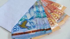 Чиновницу из налоговой службы Астаны будут судить за взятку в 20 млн тенге