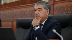 Депутат парламента отказался от служебного авто в пользу сельской мэрии в Кыргызстане