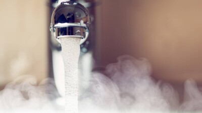 Горячее водоснабжение в Актау восстановят 12 декабря, пообещал аким