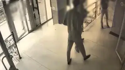 Более полумиллиона тенге украли у жительницы Уральска из-за ошибки банкомата