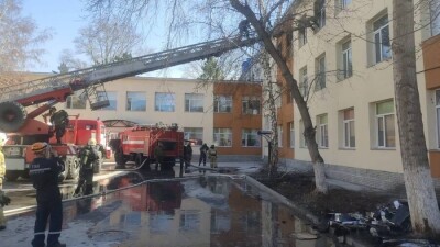 В школе №1 Павлодара произошёл пожар, есть пострадавшие