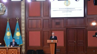 Токаев: Социальные гарантии надо не сокращать, а предоставлять реально нуждающимся
