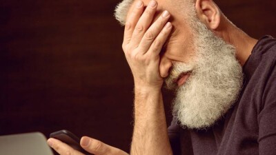 Казахстанца дважды обманули в интернете на миллионы тенге