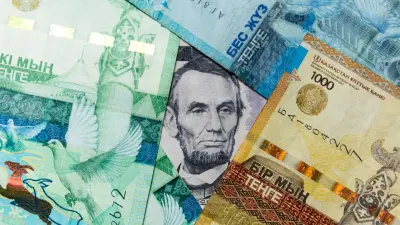 Как рост трат из Нацфонда повлияет на курс тенге в апреле