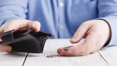 В деле о кредитах, оформленных на малоимущих, фигурируют работники банков Казахстана