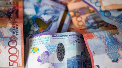 Коммунальщики не получили зарплату за январь из-за чиновников в Акмолинской области